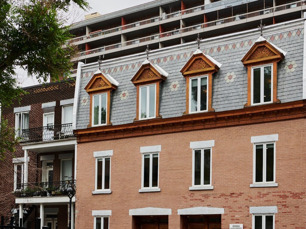 Résidence – Bash Shetty<br>1565, 1567, 1569, 1571, 1573 et 1575, rue Saint-André