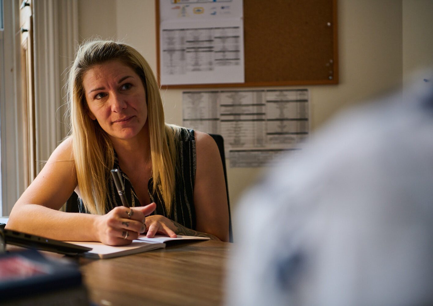 Rencontre dans un bureau de Chez Doris